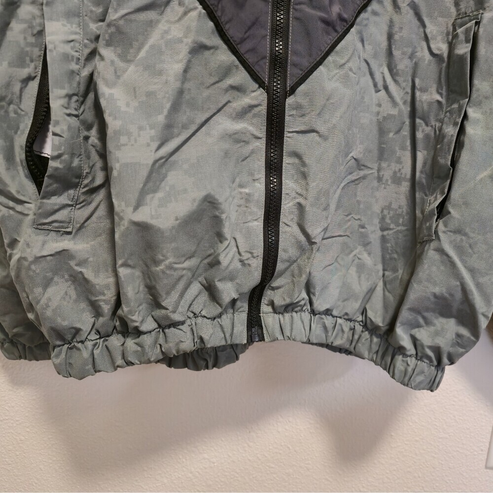 U.S. Army IPFU Jacket Medium Long Reflective Digital Camo PT Windbreaker 26x27 - Picture 6 of 9